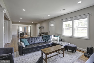 8809 Dangerfield Rd, Clinton, MD 20735 - photo 5