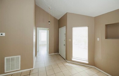 4912 Redbud Dr, Rosenberg, TX 77471 - photo 2