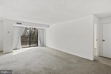 Westlake Towers unit 501, Bethesda, MD 20817 - photo 3