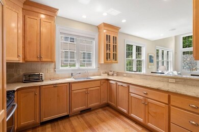 287 Langley Rd unit 9, Newton Center, MA 02459 - photo 4