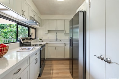 Regency Park unit 217, Honolulu, HI 96816 - photo 2