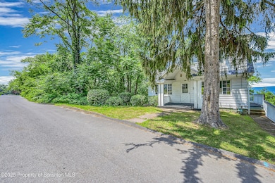 826 Moltke Ave, Scranton, PA 18505 - photo 3