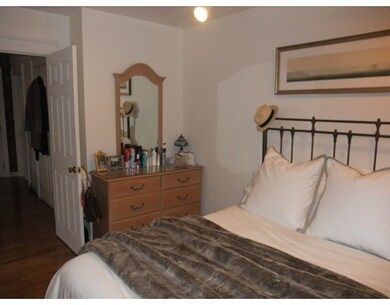 13 Thacher St unit 5, Boston, MA 02113 - photo 7