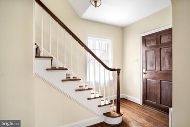 211 Blue Ridge Ave, Front Royal, VA 22630 - photo 3