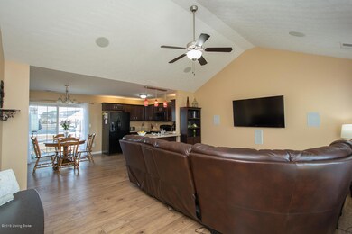 280 Crossfield Dr, Mount Washington, KY 40047 - photo 5