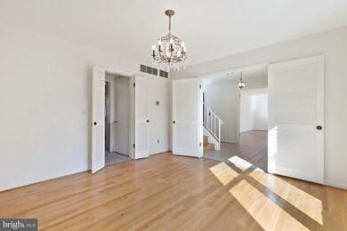 1102 Valewood Rd, Towson, MD 21286 - photo 6