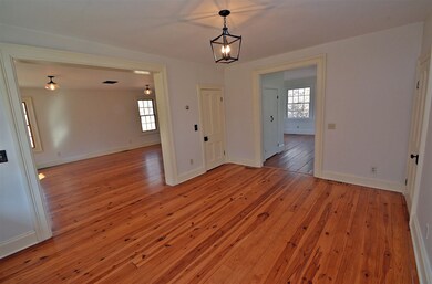 512 Hillcrest Ln, Brooklyn, WI 53521 - photo 3