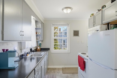 723 Yorkshire St, Salem, VA 24153 - photo 6