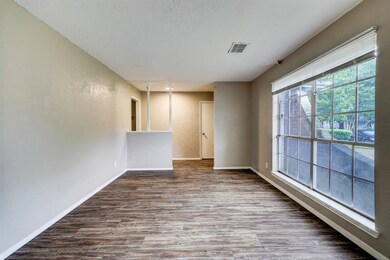 6127 Vinewood Dr, Houston, TX 77088 - photo 2