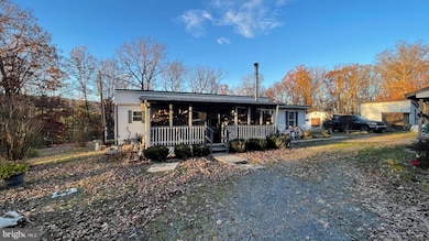 75 Foxy Ln, Delray, WV 26714 - photo 3