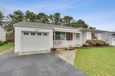 168 Castleton Dr, Toms River, NJ 08757 - photo 2