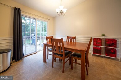 376 Wakefield Dr, Colonial Beach, VA 22443 - photo 7