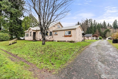 1507 Park Ave, Raymond, WA 98577 - photo 2