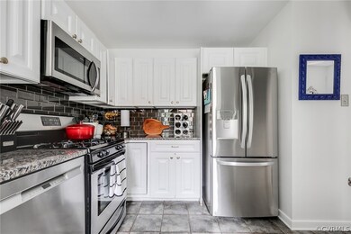 Tile floors, granite counters