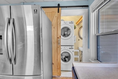 481 Center St, Middleborough, MA 02346 - photo 5