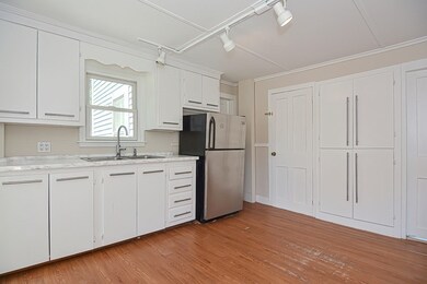 769 Washington St, Holliston, MA 01746 - photo 7