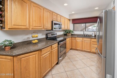 9417 N 40th Ave, Phoenix, AZ 85051 - photo 3