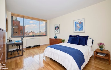 The Copley unit 15A, New York, NY 10023 - photo 4