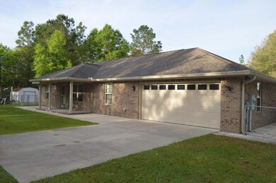3939 Painter Branch Rd, Crestview, FL 32539 - photo 2