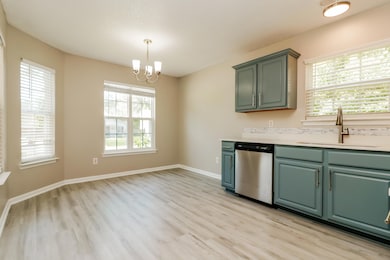 1006538.258 Trickle Drive - Kitchen_2