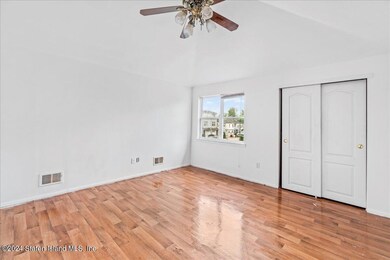 77 Lorraine Loop, Staten Island, NY 10309 - photo 6