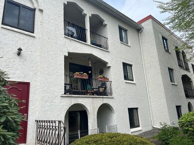 320 Fellsview Terrace unit 326, Stoneham, MA 02180 - photo 5