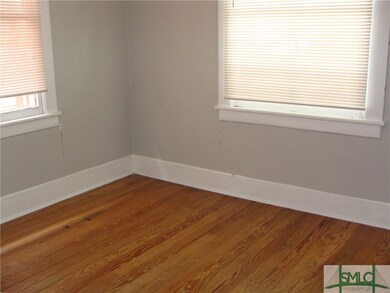 607 W 44th St unit Upper, Savannah, GA 31405 - photo 4