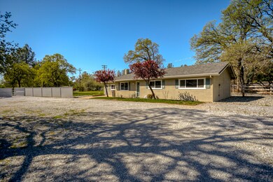 20222 Lupine Dr, Redding, CA 96002 - photo 2