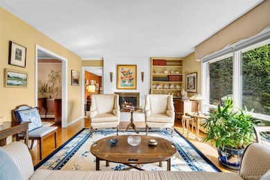 46 Skyview Dr, Poughkeepsie, NY 12603 - photo 5