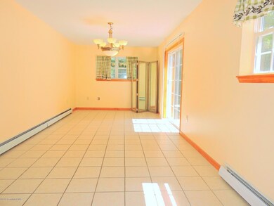 2162 Hill Rd, Effort, PA 18330 - photo 6