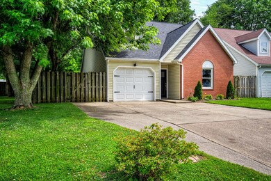 5801 Jeffrey Ln, Newburgh, IN 47630 - photo 2