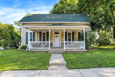 798 W Jefferson St, Franklin, IN 46131 - photo 2