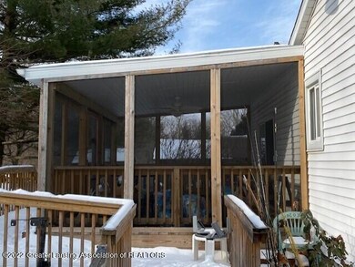 Screened Porch & Deck