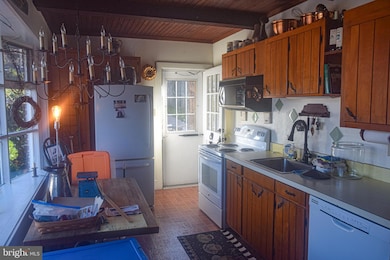 269 & 271 Linden St, Reading, PA 19604 - photo 7