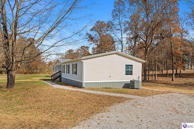 370 Timberline Dr, Vine Grove, KY 40175 - photo 3