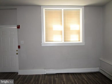 5358 Woodland Ave unit 1ST FL REAR, Philadelphia, PA 19143 - photo 3