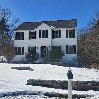 33 Westview Dr, Oxford, MA 01540 - photo 4