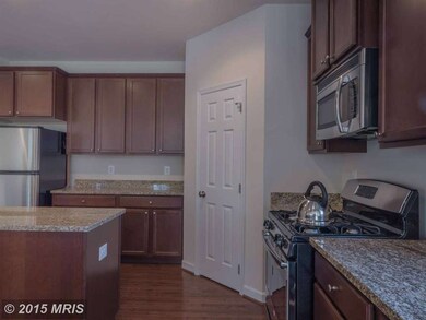 45360 Gambrel Oak Ct, California, MD 20619 - photo 6