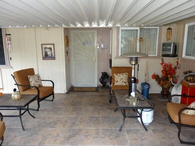 07 Front 15209 N Desert Rose