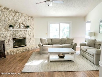 914 Aries Rd W, Jacksonville, FL 32216 - photo 7