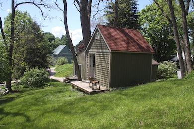 533 S Main St, Great Barrington, MA 01230 - photo 4