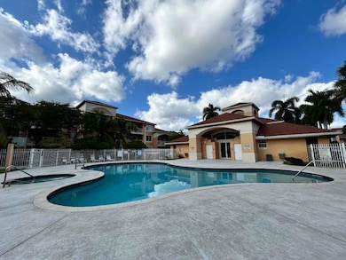 6900 SW 39th St unit 305J, Davie, FL 33314 - photo 5