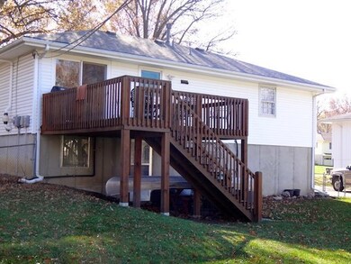 11718 Yager Ln, Shawnee, KS 66203 - photo 4