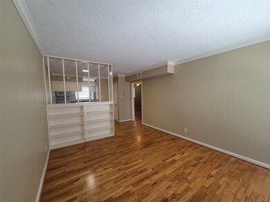 425 E 9th St unit 6, Houston, TX 77007 - photo 7