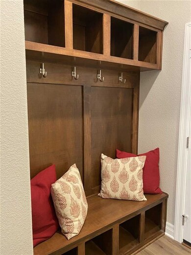 714 N Thornton St unit The Rhyan, Wichita, KS 67235 - photo 2