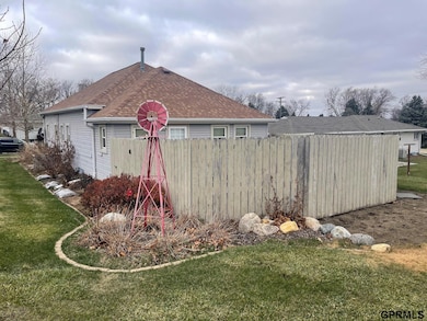 305 Carnes Ave, Pender, NE 68047 - photo 5