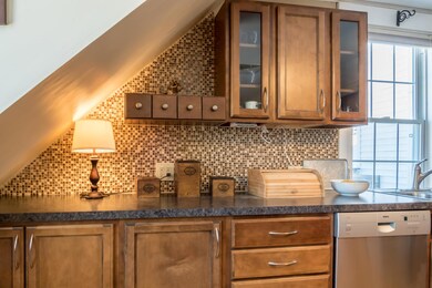 6-Kitchen5