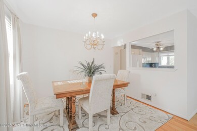 17 Greaves Ct, Staten Island, NY 10308 - photo 6