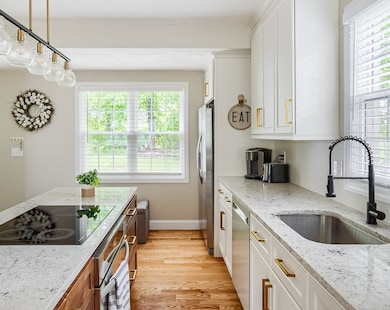 36 Phillips Rd, Holden, MA 01520 - photo 3