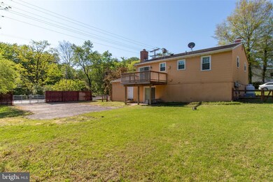 1402 Rogers Ln, Severn, MD 21144 - photo 3